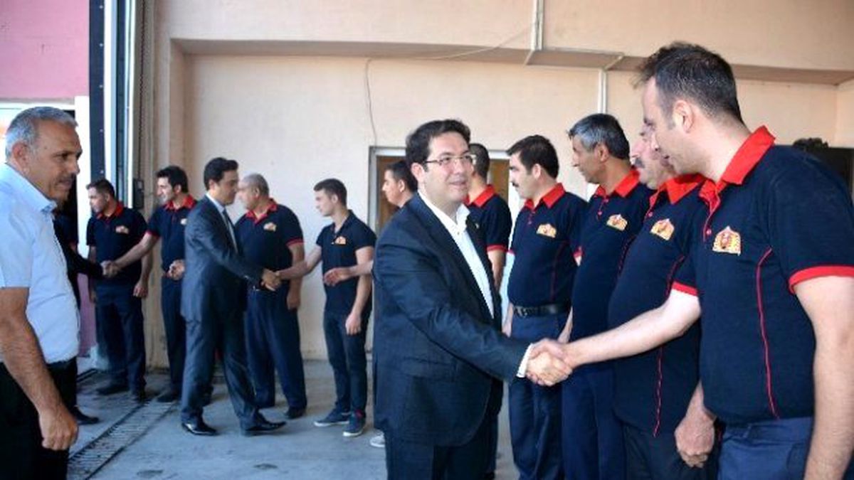 Başkan Yazgı, Belediye Personeli ile Bayramlaştı