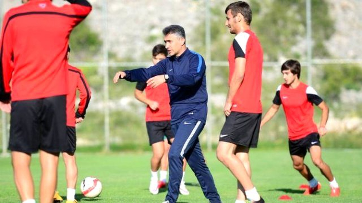 Denizlispor, Hazırlıklarını Kızılcahamam\'da Sürdürüyor