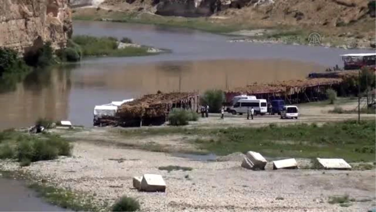 Dicle Nehri\'nde Kaybolan Askerin Cesedine Ulaşıldı