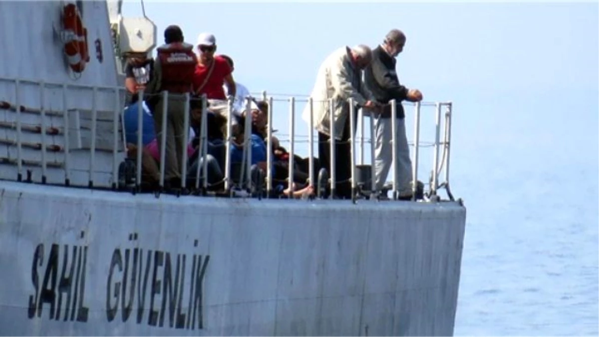 Ege Denizi\'nde 58 Kaçak Yakalandı