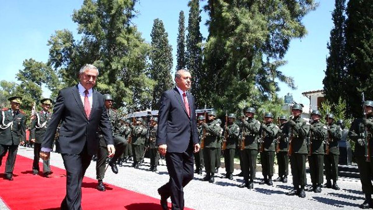 Erdoğan KKTC\'de Resmi Törenle Karşılandı