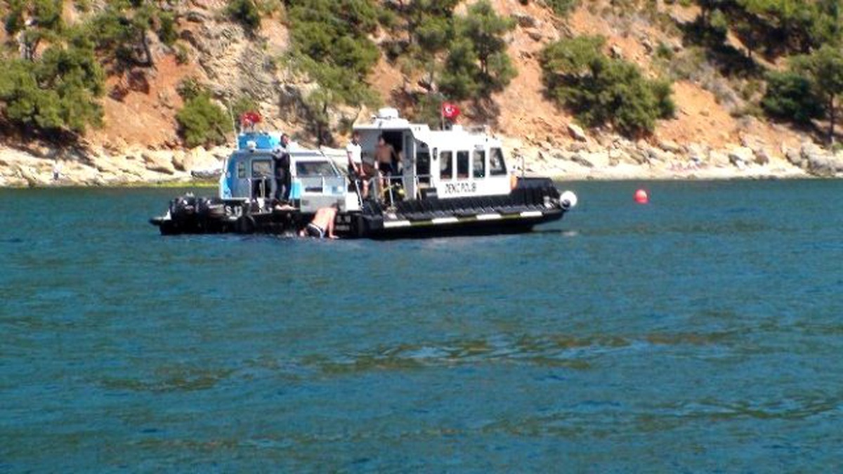 Jet Skiyle Kaza Yapan Genç, Denizde Kayboldu