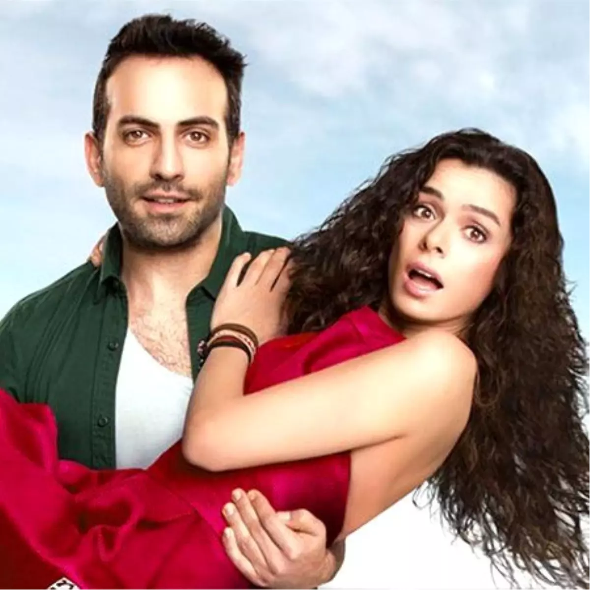 Özge Özpirinçci Dizisi Tutunca Köşeyi Döndü