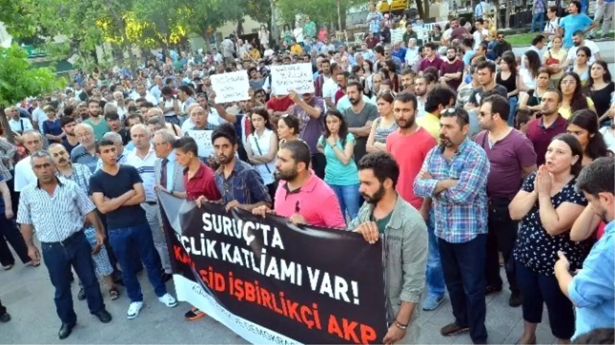 Suruç\'ta Yaşanan Patlama Kocaeli\'de Protesto Edildi