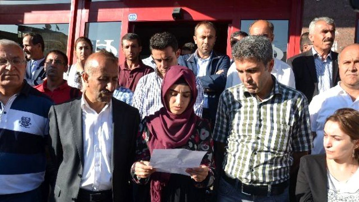 Suruç\'taki Saldırı Yüksekova\'da Protesto Edildi