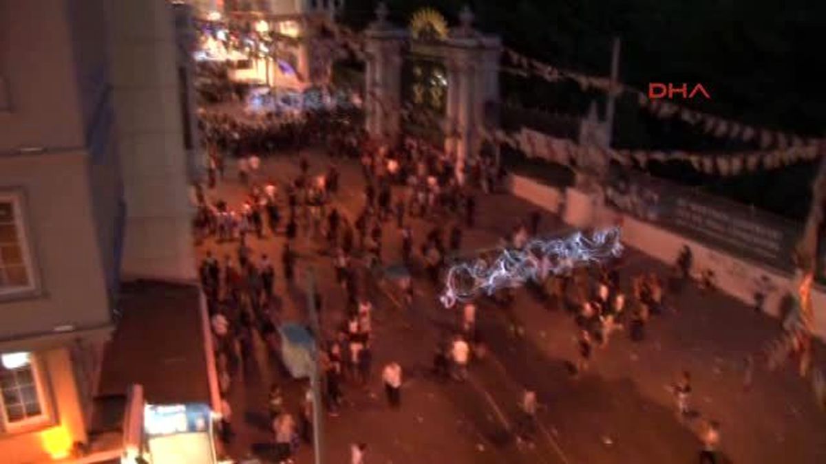 Taksim\'de Polis Müdahalesi 3