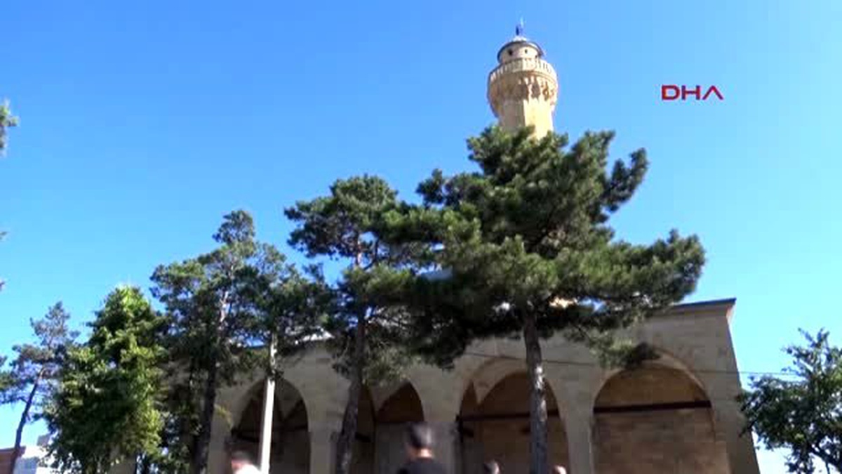 Zonguldak Ablasının Nişan Töreninden Sonra Kalp Krizi Geçirip Öldü