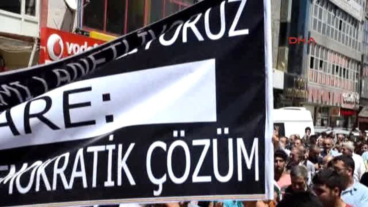 Ağrı - Suruç Katliamı Doğubayazıt?ta Kınandı