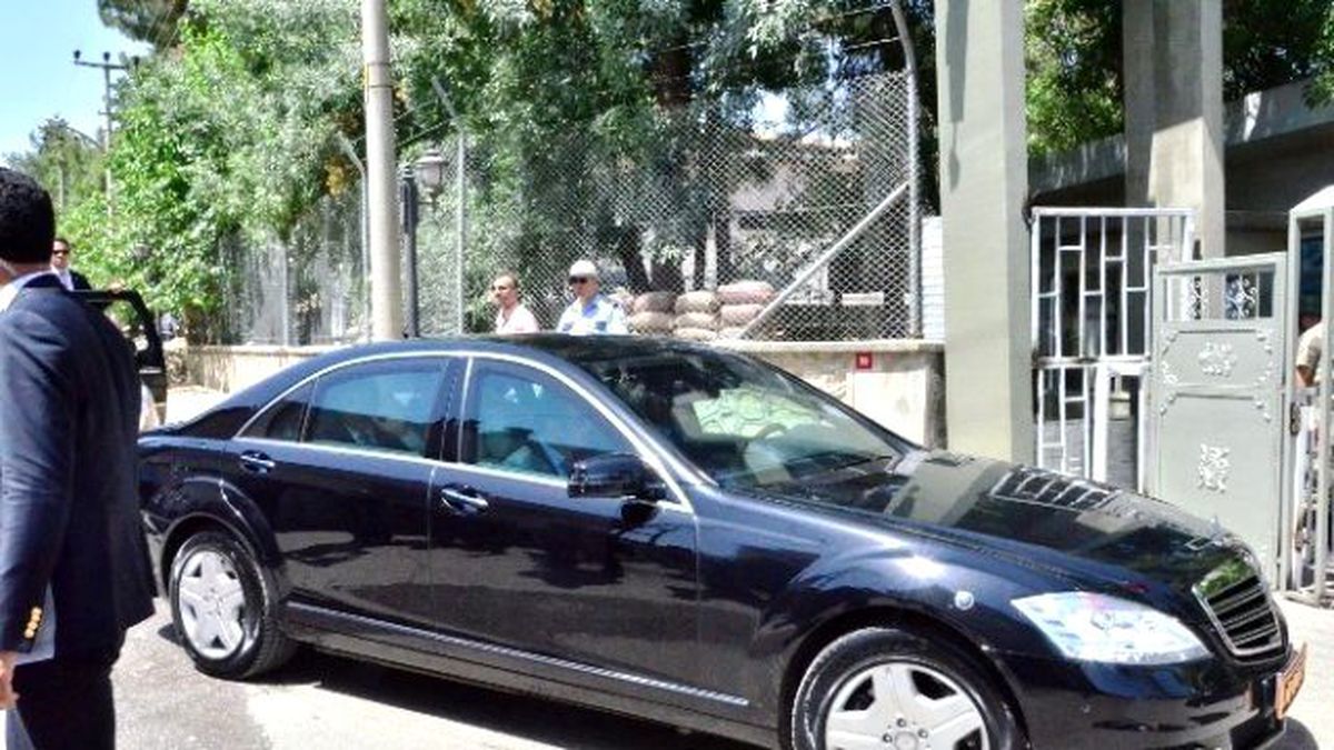 Başbakan Davutoğlu, Şehit Cenazesi İçin Adıyaman\'da