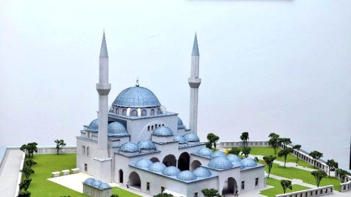 Başkan Tütüncü Cami İnşaatını İnceledi