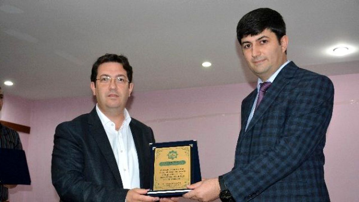 Başkan Yazgı\'dan Personele Teşekkür Plaketi