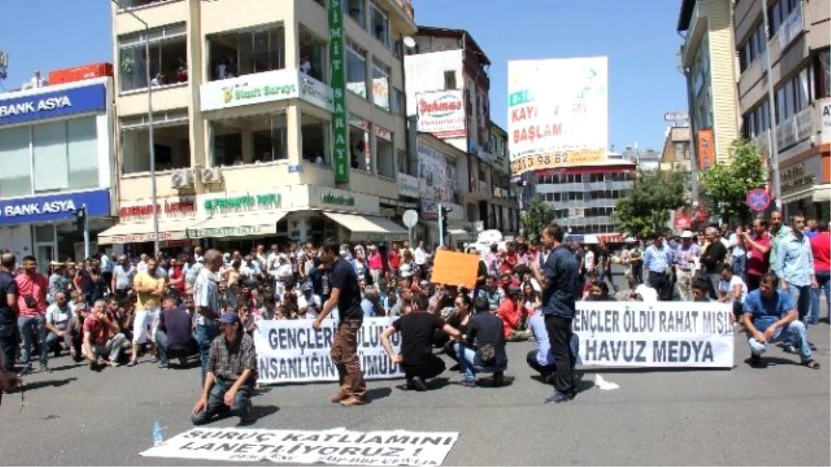 Bingöl\'de Suruç\'taki Katliam Protesto Edildi