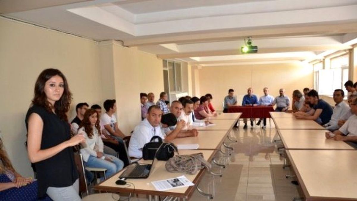 Çevre ve Şehircilik İl Müdürlüğü Personellerine Uyuşturucu ile Mücadele Eğitimi Verildi