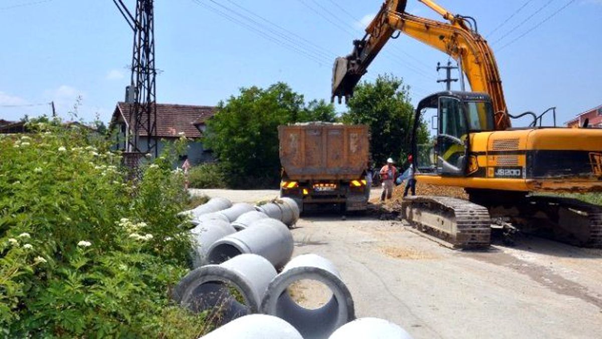 Düzce\'ye 25 Bin Metre Yağmur Suyu Hattı