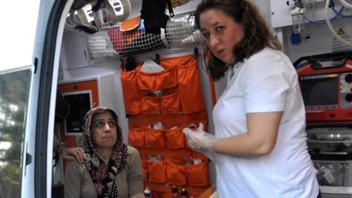 Hafif Ticari Araç Minibüsle Çarpıştı: 7 Yaralı