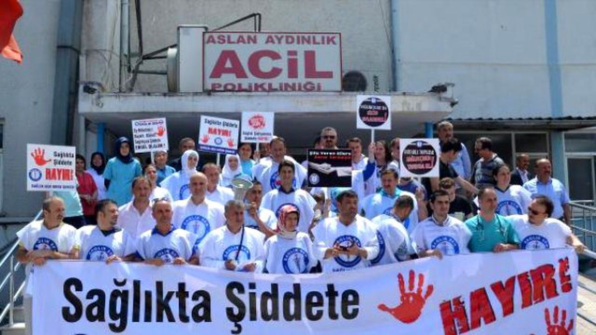 Hasta Yakını Hemşireyi Darp Etti