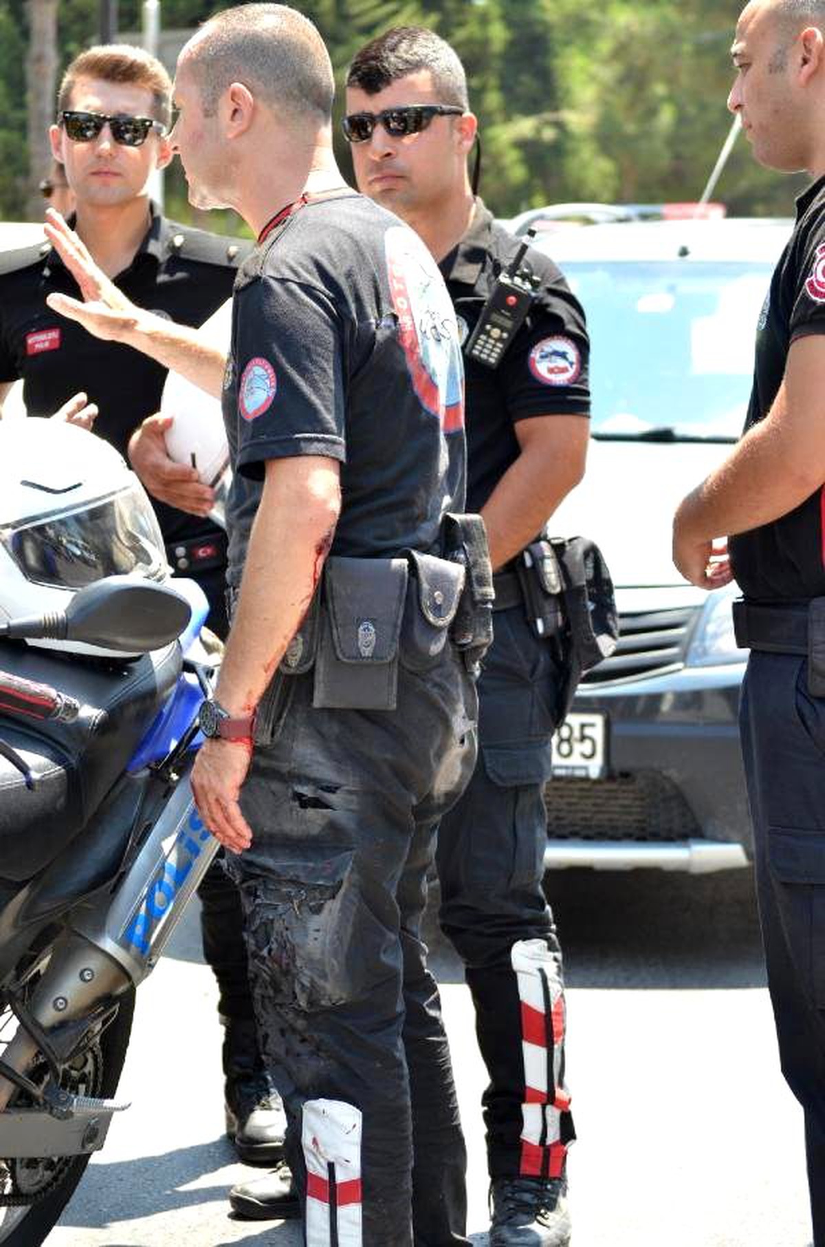 Merkez Kaza Yaptık, Ambulans Gönderin\'