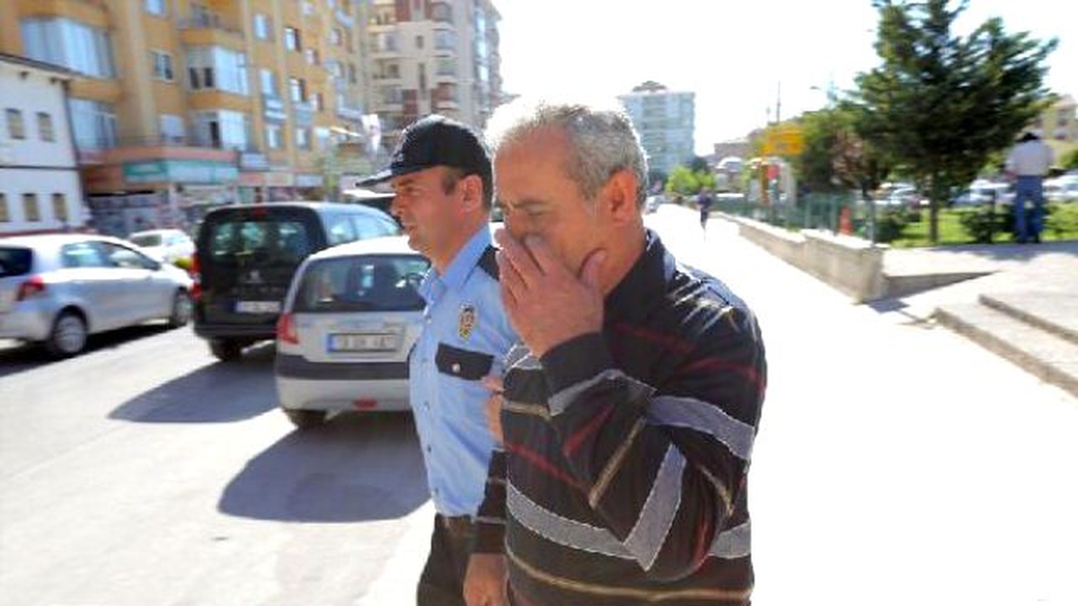Otomobil Çarpan Hale, İki Günlük Yaşam Savaşını Kaybetti (2)