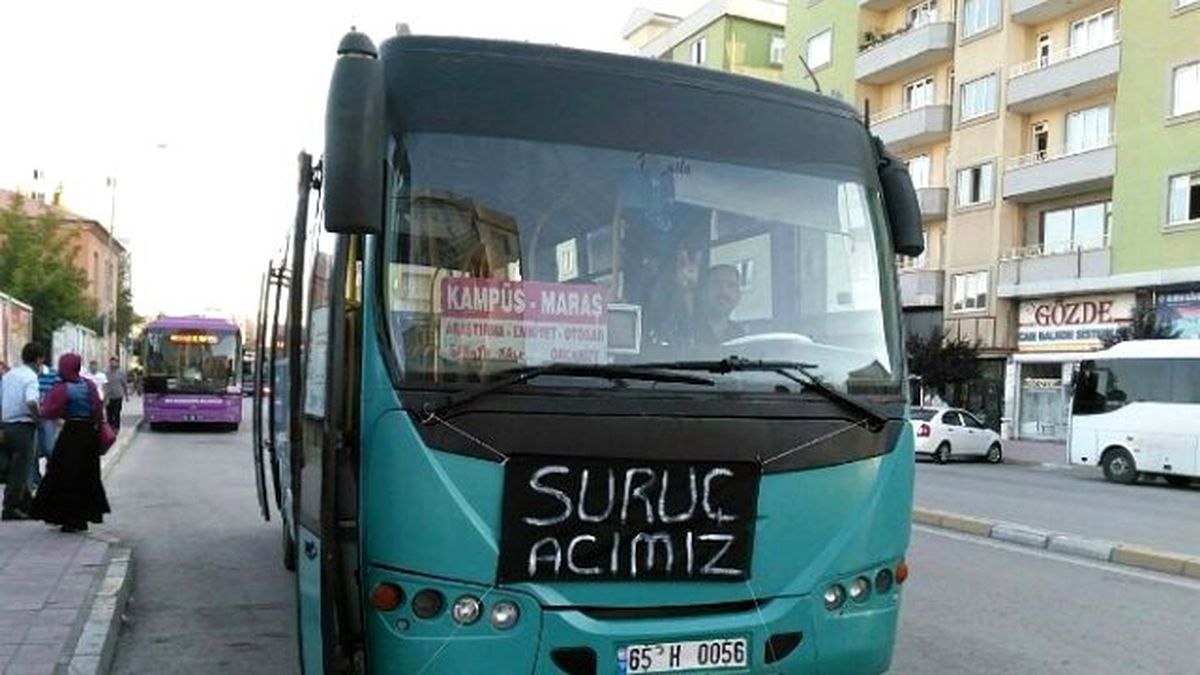 Özel Halk Otobüslerinden Anlamlı Pankart