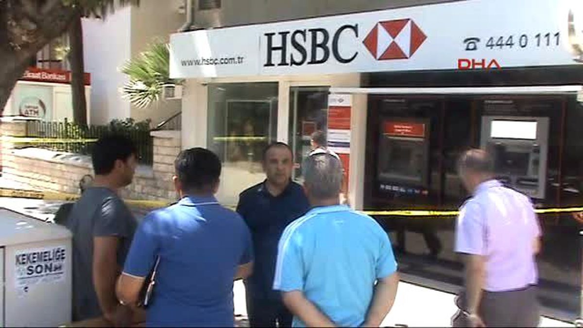 Salihli\'de Banka Şubesinden Silahlı Soygun