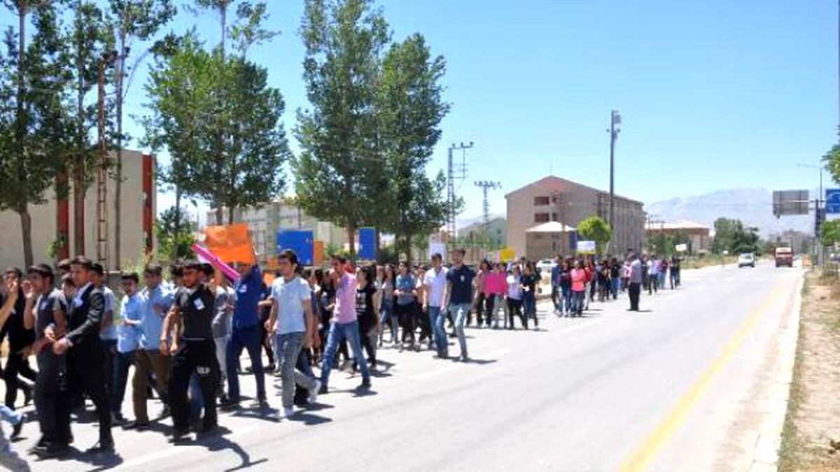Suruç\'ta Ölenlerden Biri Yüksekovalı Öğretmen (3)