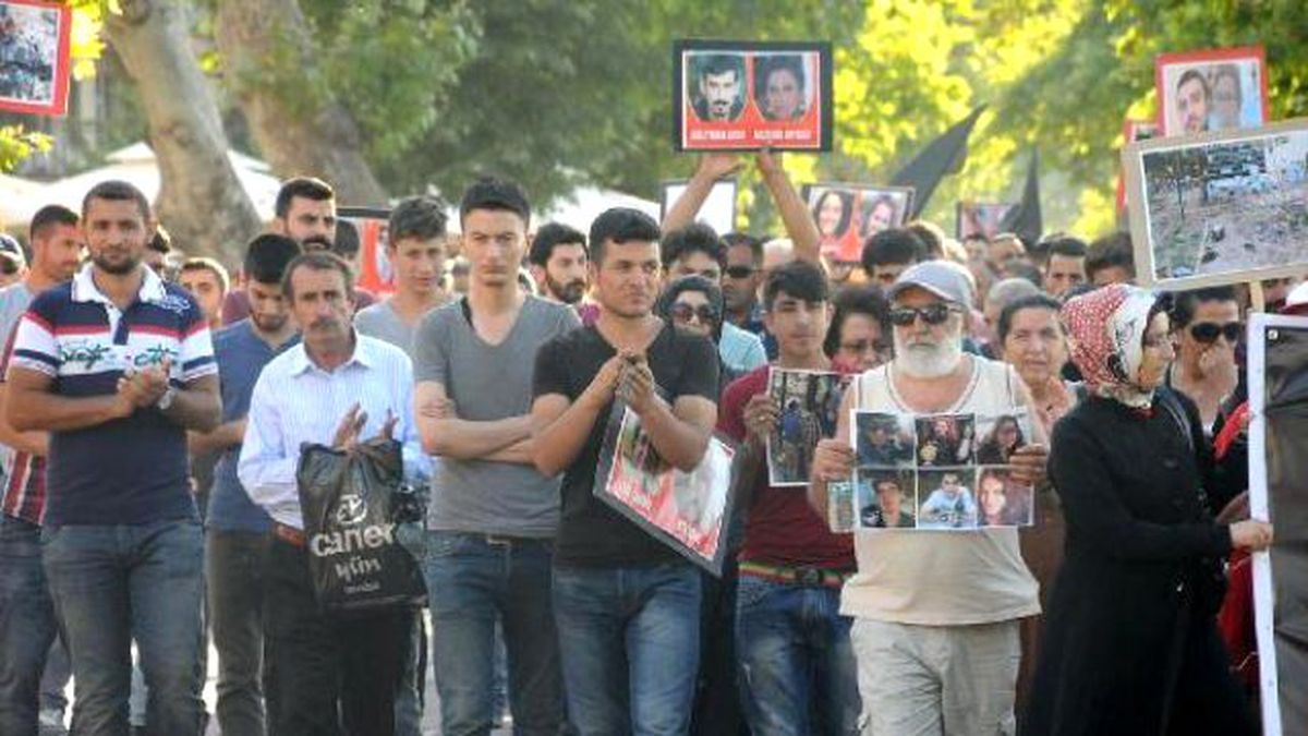 Suruç\'taki Saldırı Yalova\'da Protesto Edildi