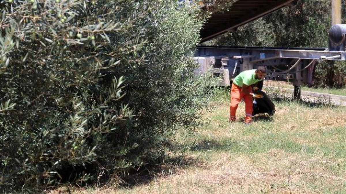 Temizlik Timleri Körfez Sokaklarında