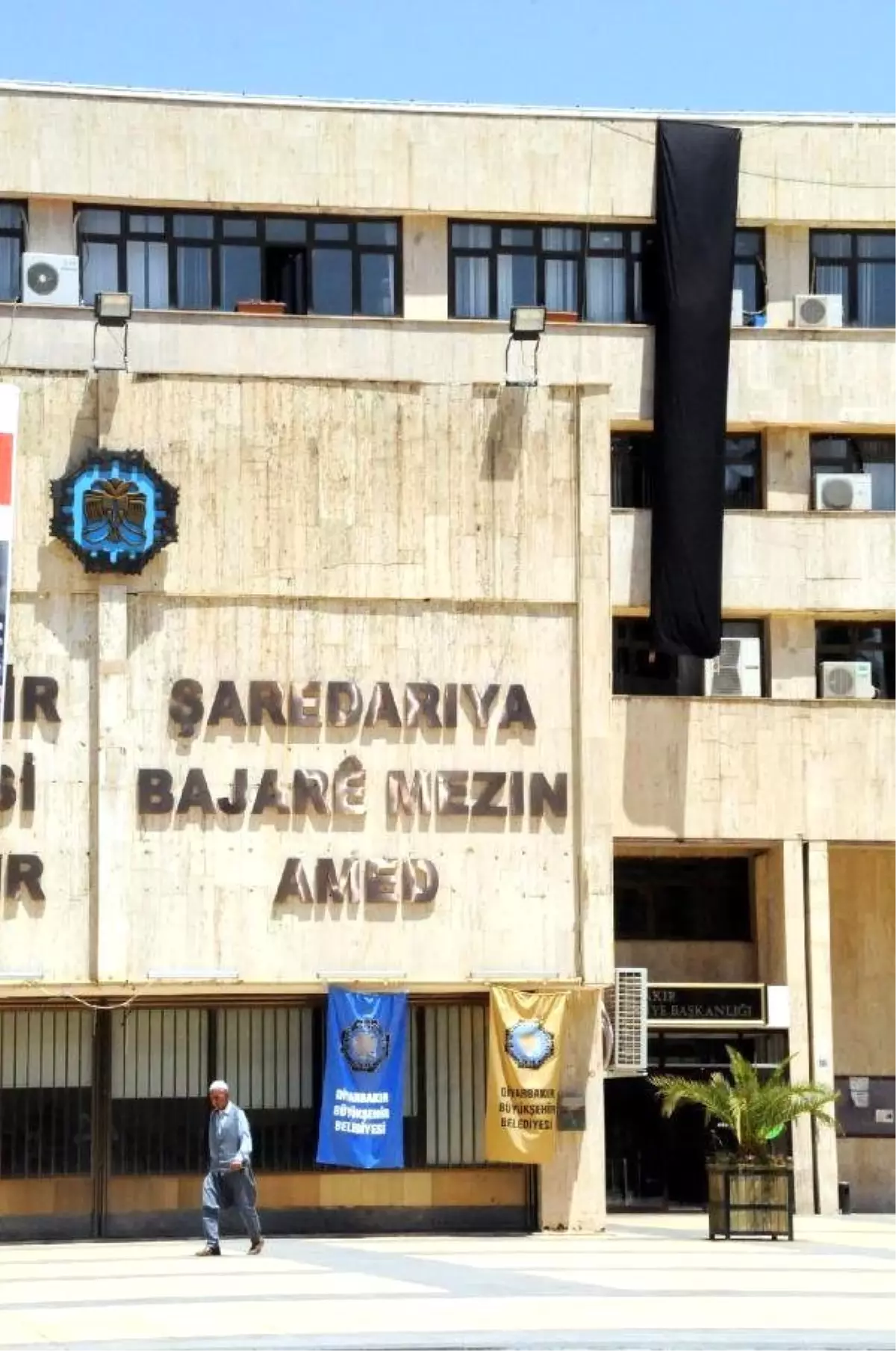 Turkey Mourns: Black Flags Hanged On Provincial Buildings And Shops After Suruc Attack