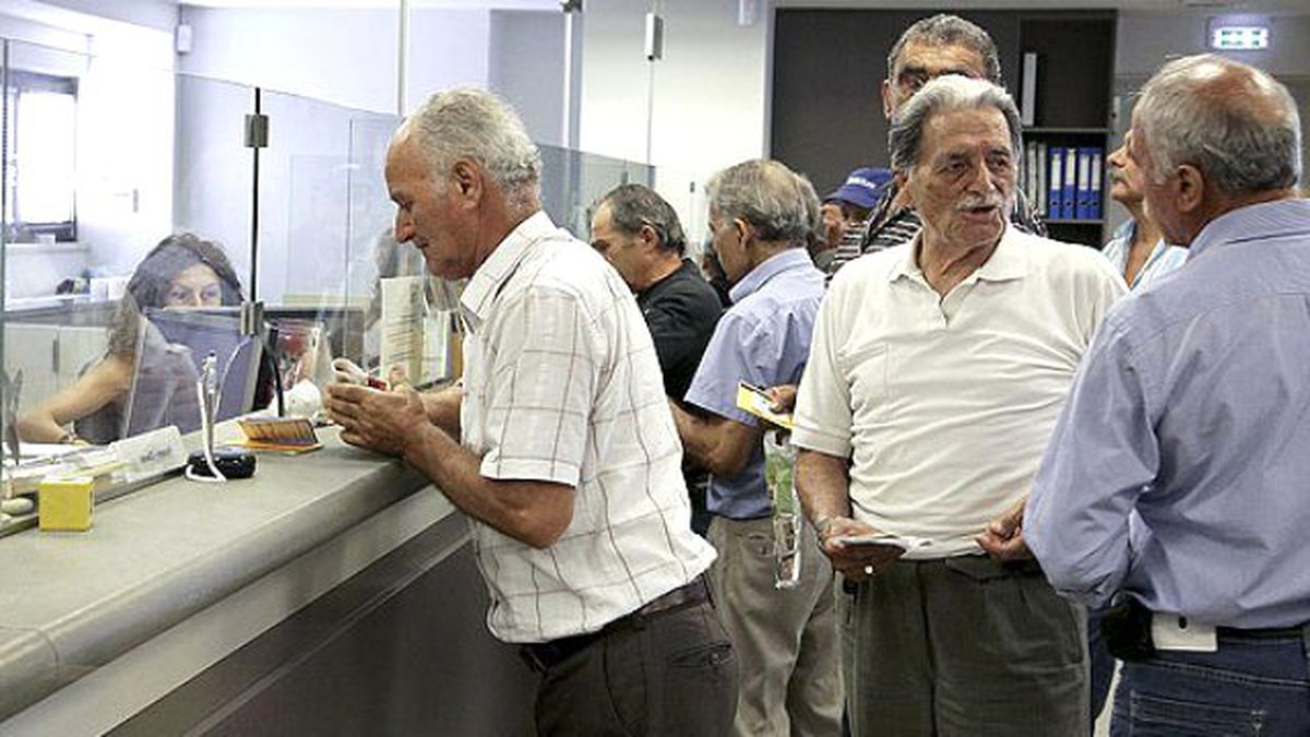 Yunanistan'da Şimdide Kiralık Kasalar Boşalır Korkusu Başladı