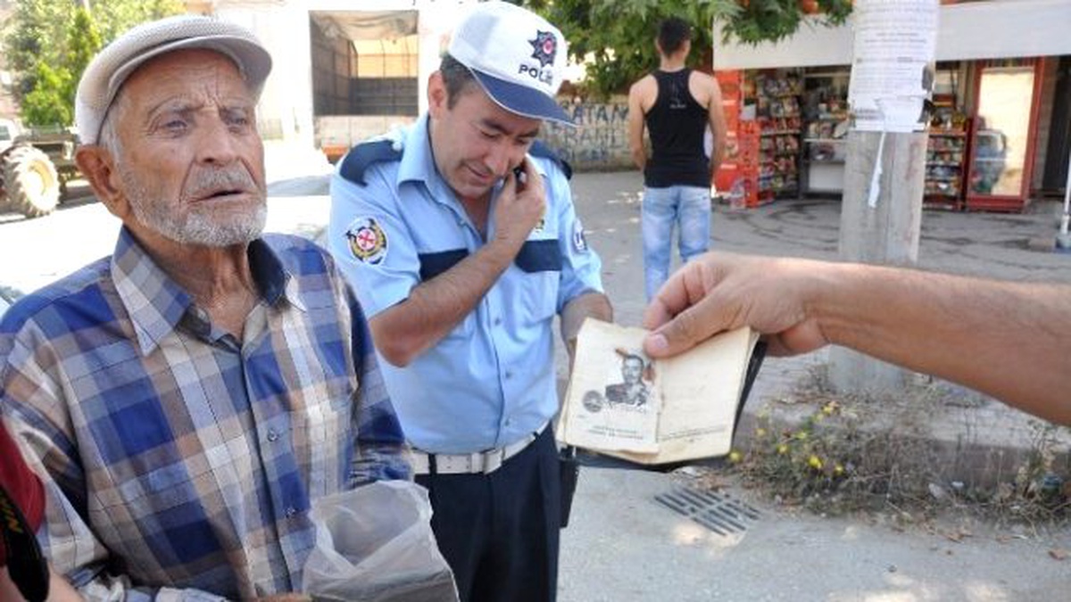 47 Yıllık Ehliyetname ile Polisleri Şaşkına Çevirdi