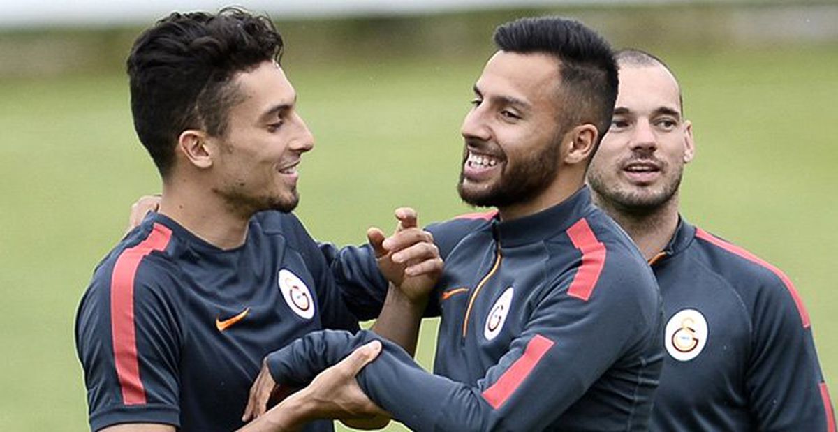 Alex Telles PSG Yolunda