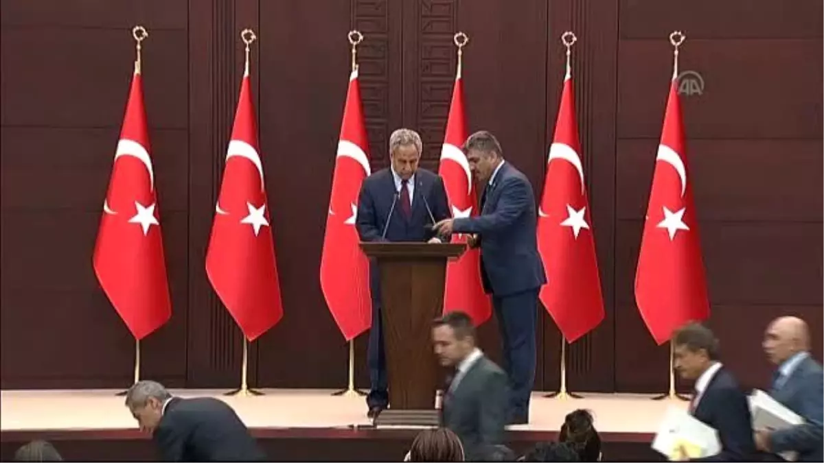 Arınç: "Neresinden Bakarsak Bakalım, Bir Terör Örgütünün İşlediği Bir Terör Suçudur"