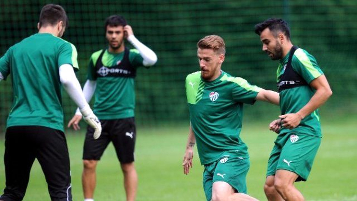 Bursaspor, Hamburg\'a Karşı