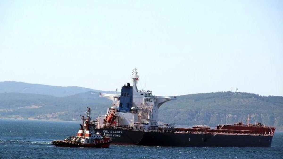 Çanakkale Boğazı\'nda Hareketli Dakikalar