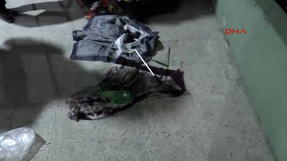 Kadıköy\'de Bavuldan Bomba Çıktı