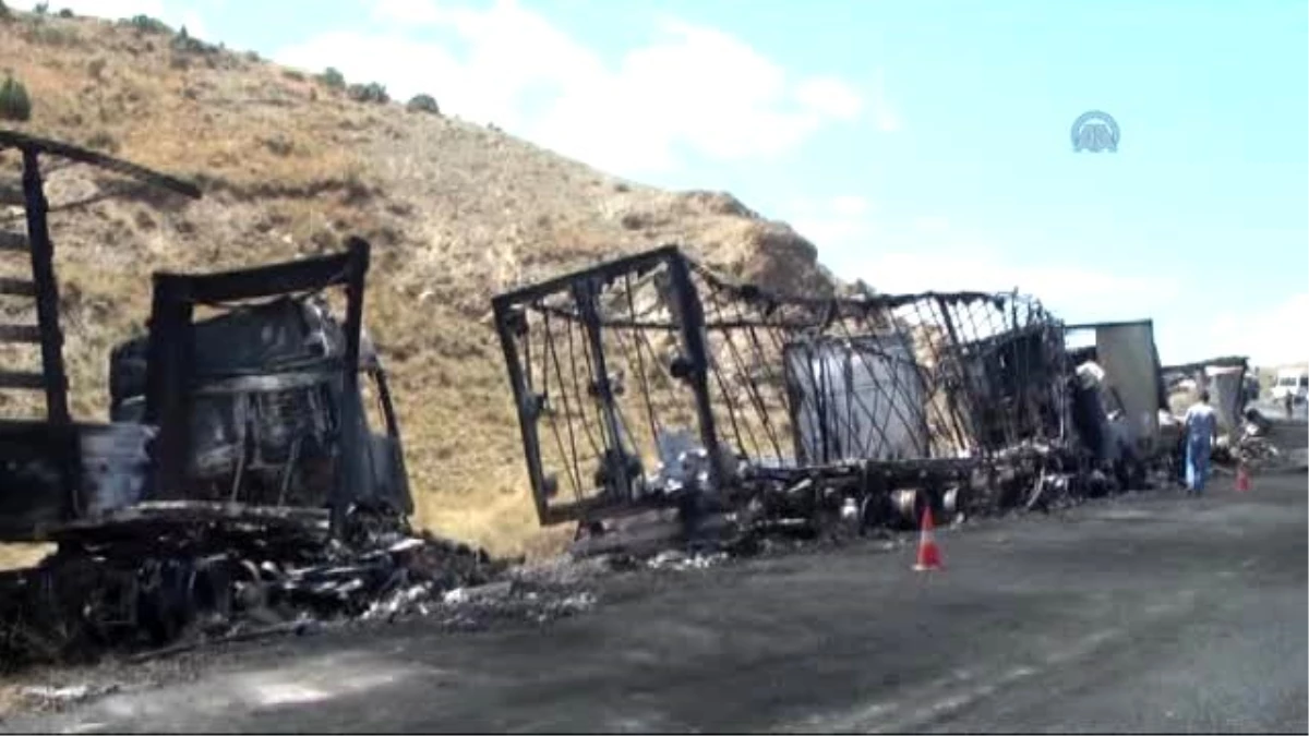 Kars\'ta Araçların Teröristlerce Ateşe Verilmesi