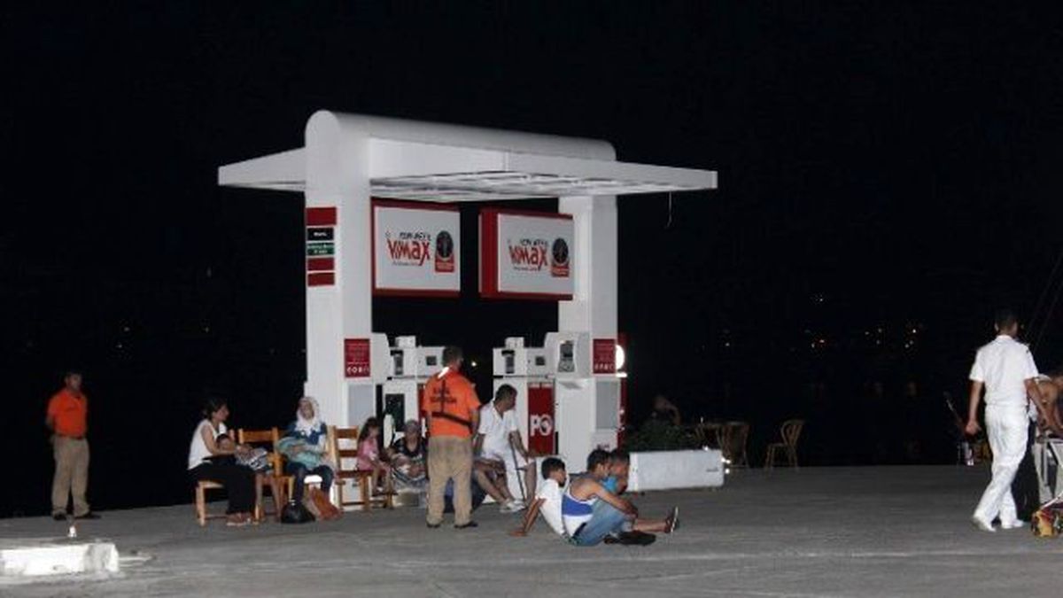Lüks Yatla Umuda Yolculuk