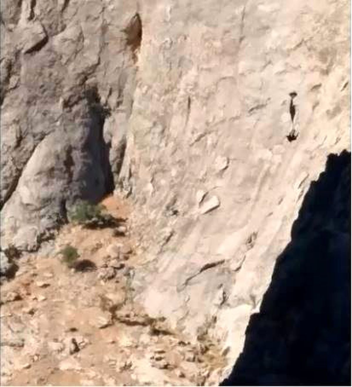 Paraşütü Açılmayan Sporcunun Düşüş Anı Amatör Kamerada