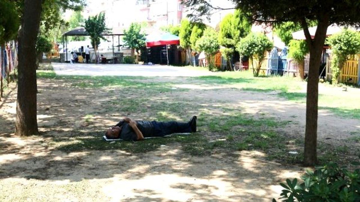 Sıcaklar Aydınlıları Bunalttı