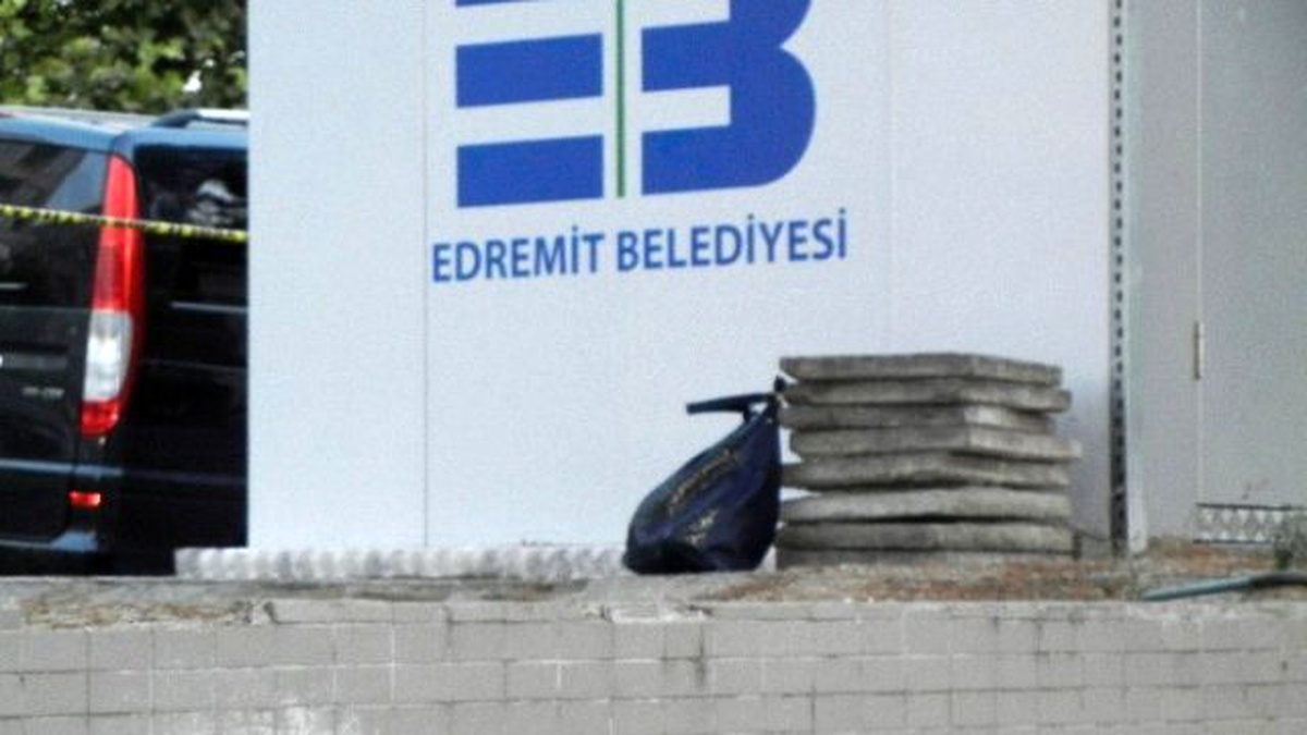 Unutulan Çanta Bomba Paniğine Neden Oldu