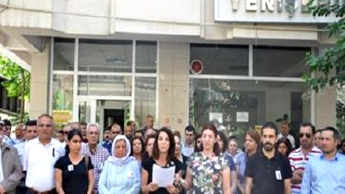Yenişehirli Kadınlar Suruç Katliamını Kınadı