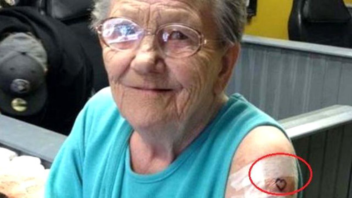 79 Yaşındaki Kadın Dövme Yaptırmak İçin Bakımevinden Kaçtı