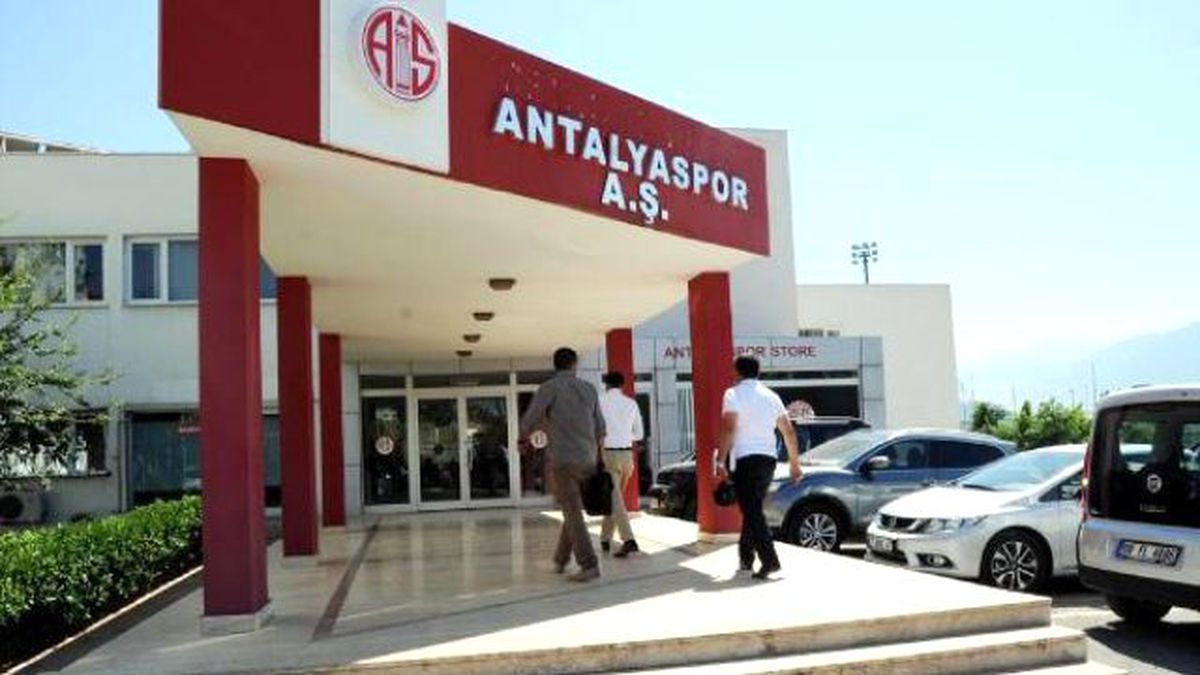 Antalyaspor\'a Haciz Şoku