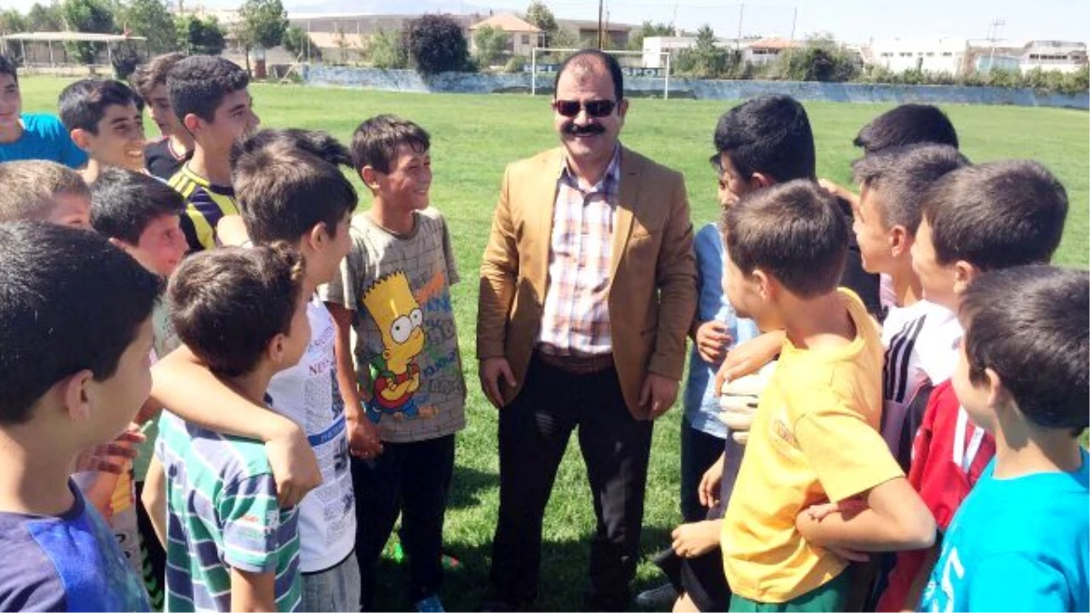 Belediye Spor Yaz Futbol Okulu Açıldı