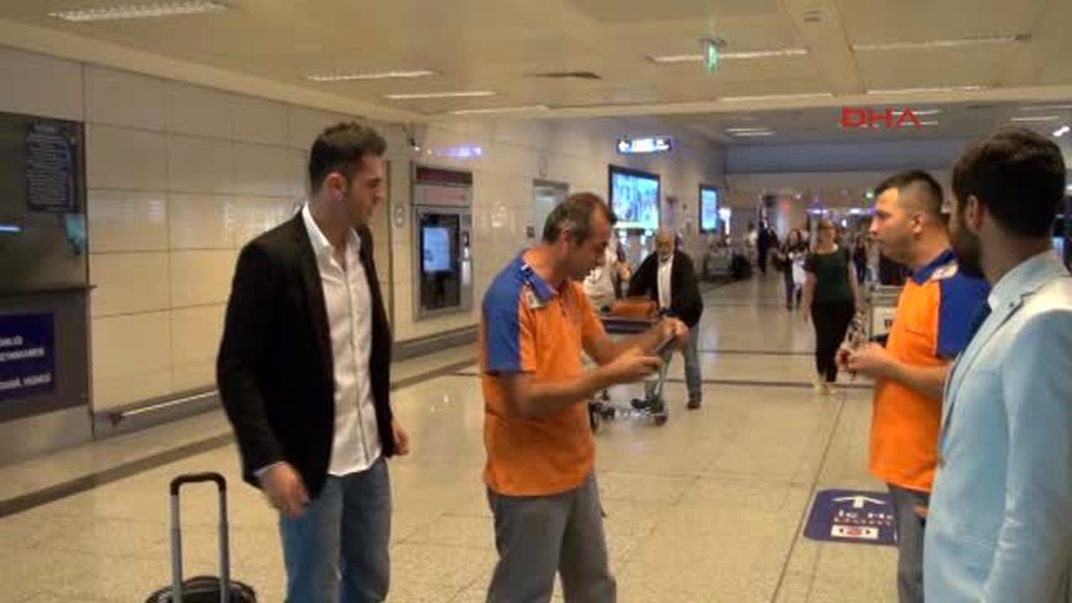 Beşiktaş\'ın Yeni Transferi Rhodolfo İstanbul\'da