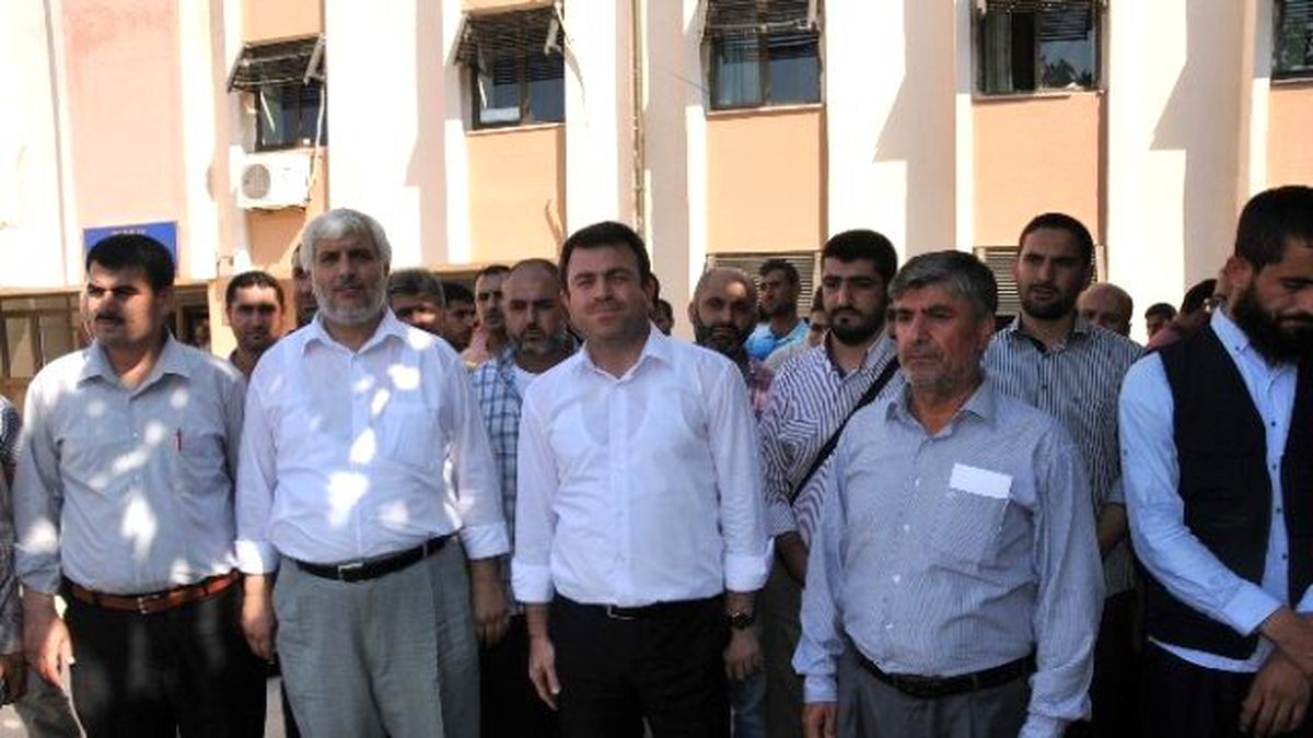 Hüdapar\'dan Göstericilerin Yaraladığı Eski Başkana Ziyaret