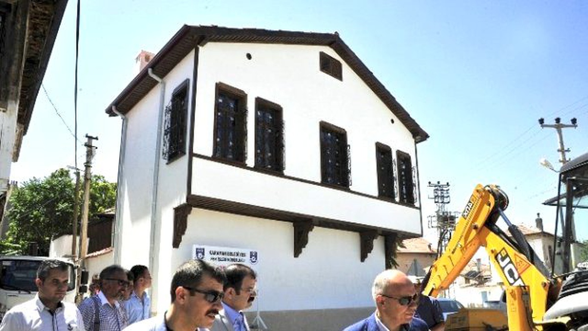 Karaman\'da İki Asırlık Tarihi Ev Turizme Kazandırıldı