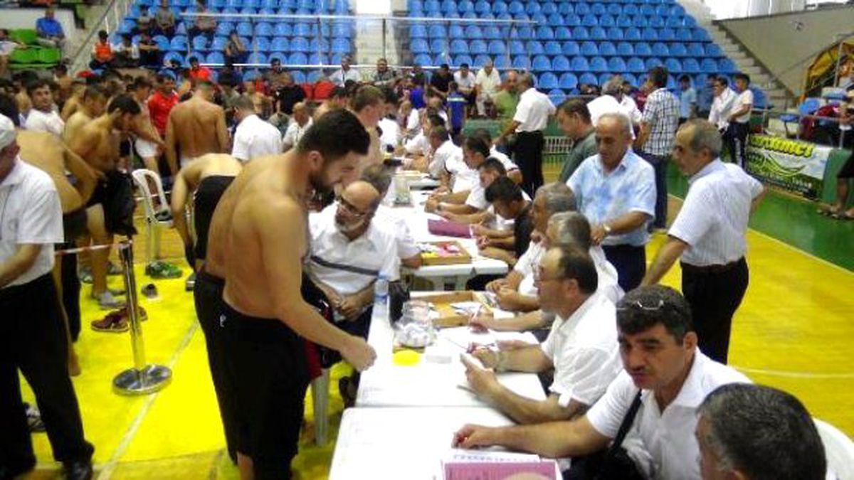 Kırkpınar\'a Pehlivan Kayıtları Başladı