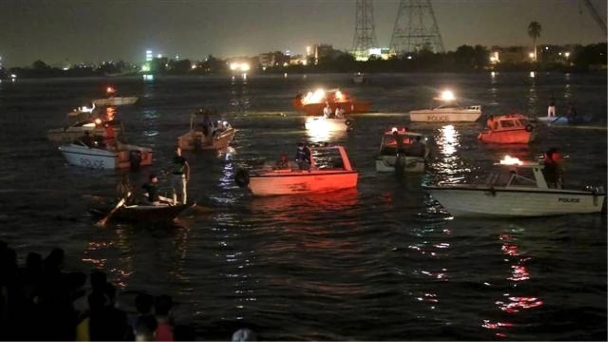 Nil Nehri\'nde İki Gemi Çarpıştı: 15 Ölü