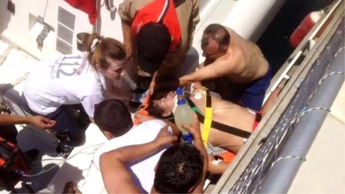 Sahil Güvenlik Hayata Döndürdü, Hastanede Öldü